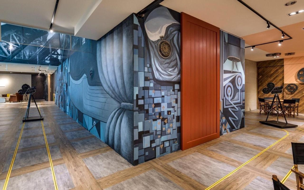 Hotel Half Тайчжун Екстер'єр фото